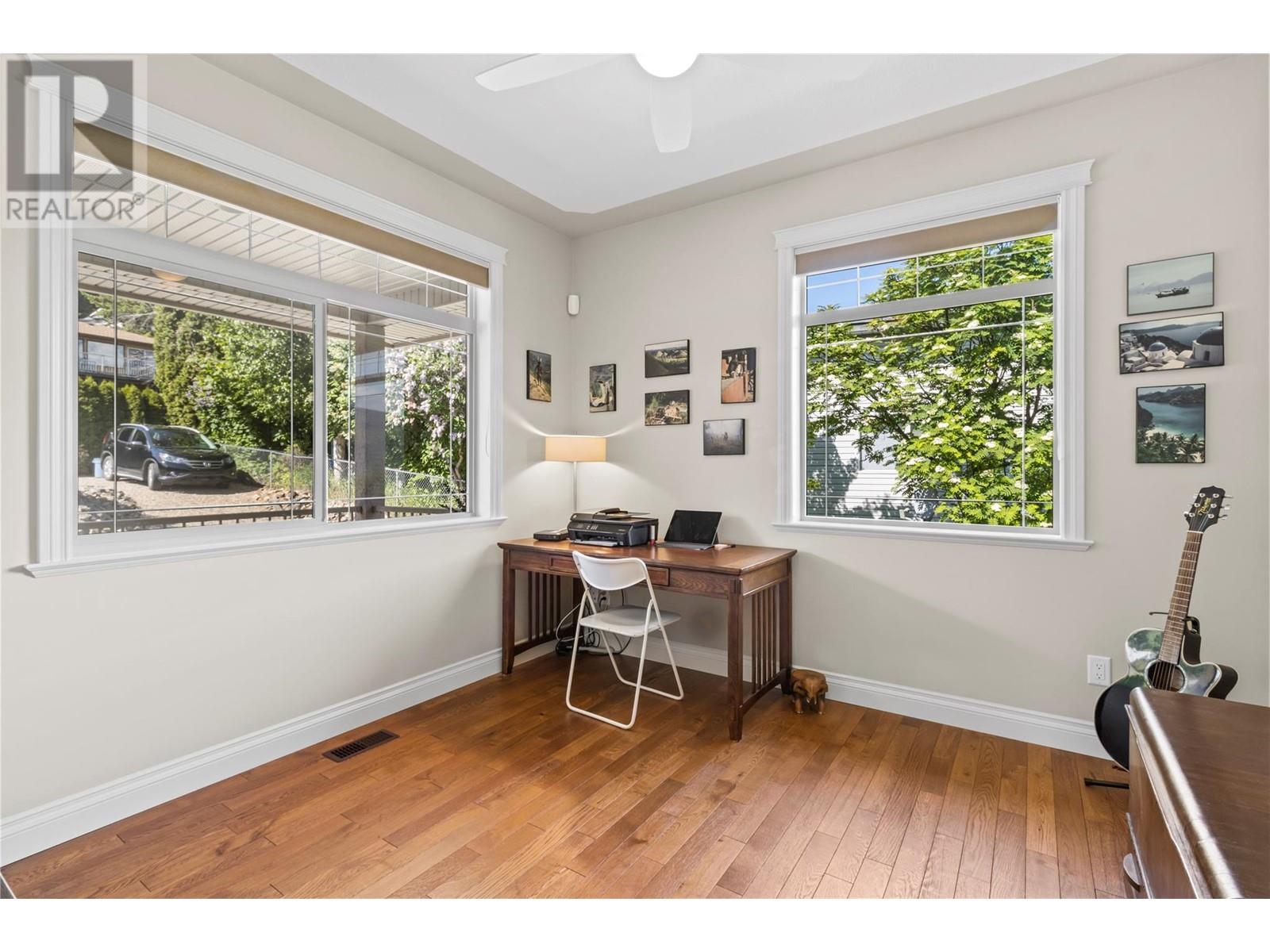  2390 Tamerac Terrace, Sorrento
