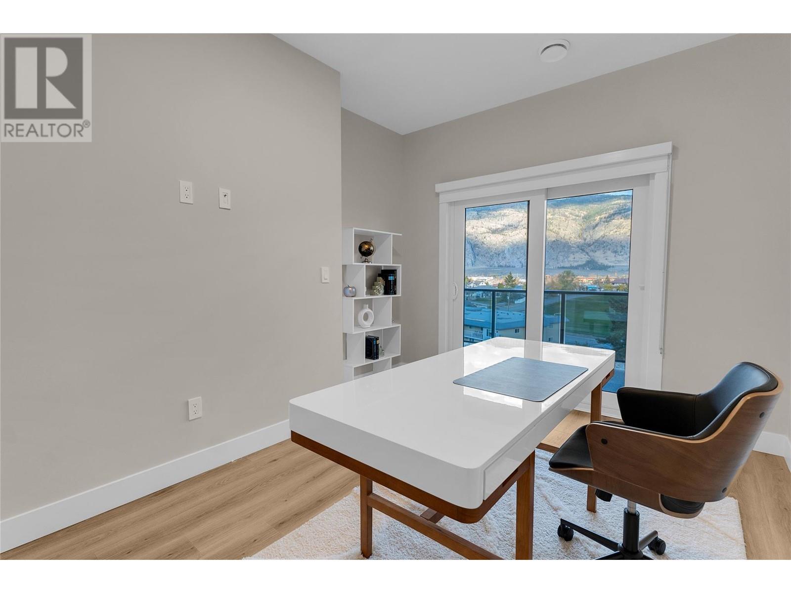 6811 Nighthawk Drive Unit# 105, Osoyoos