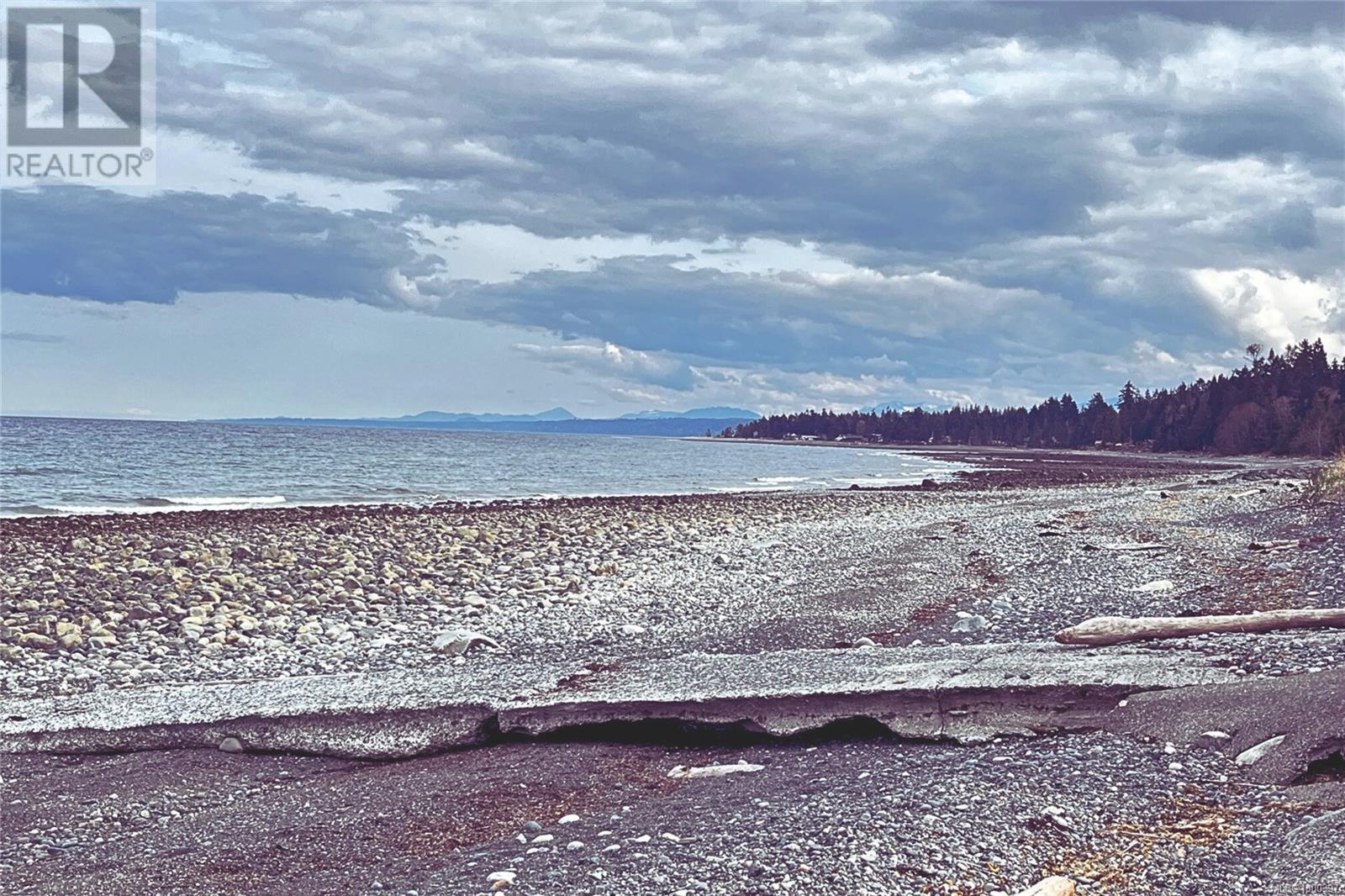 Photo 31 of 6662 Island Hwy W, Bowser BC