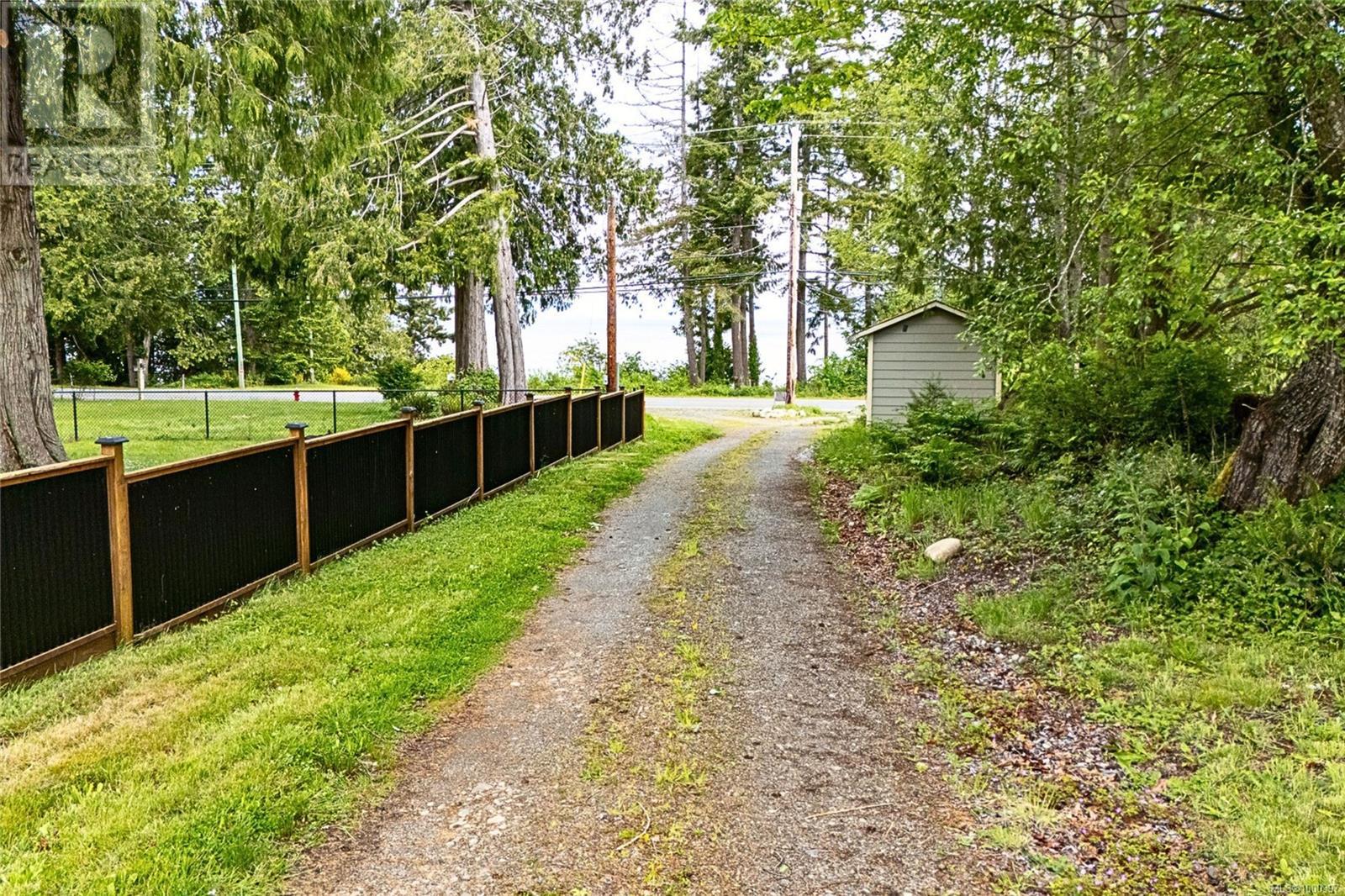 Photo 34 of 6662 Island Hwy W, Bowser BC