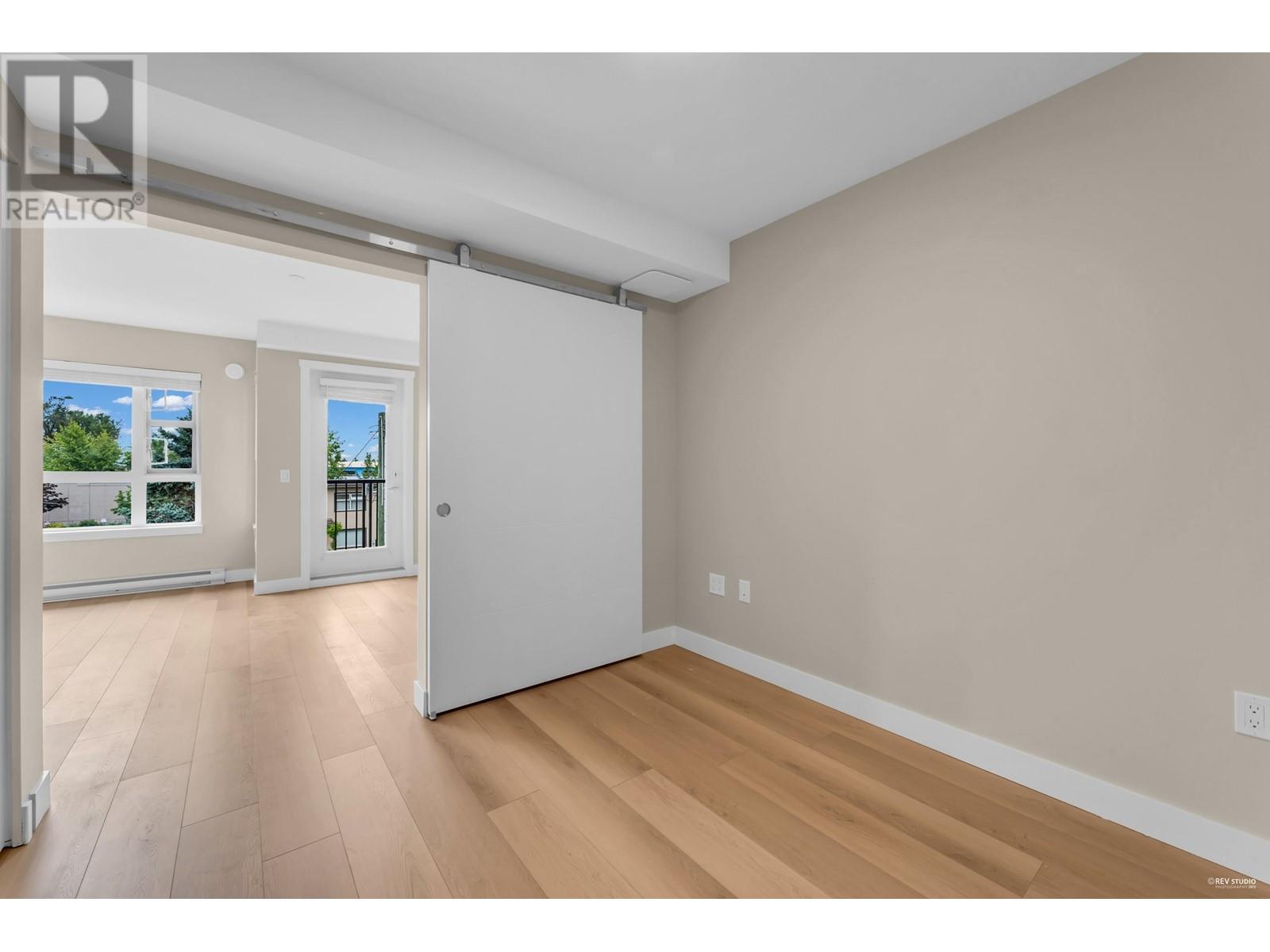 Photo 12 of 319 22562 121 Avenue, Maple Ridge BC