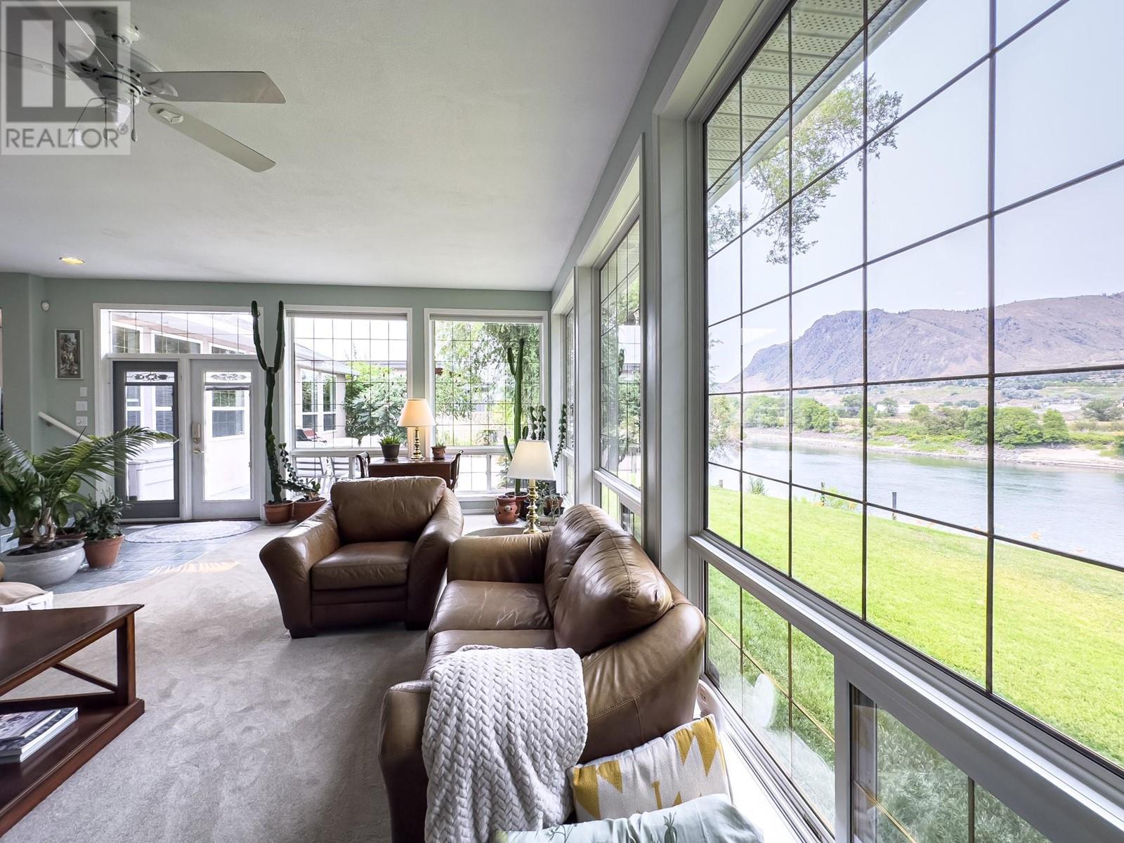 Photo 5 of 1590 Lorne E Street, Kamloops BC