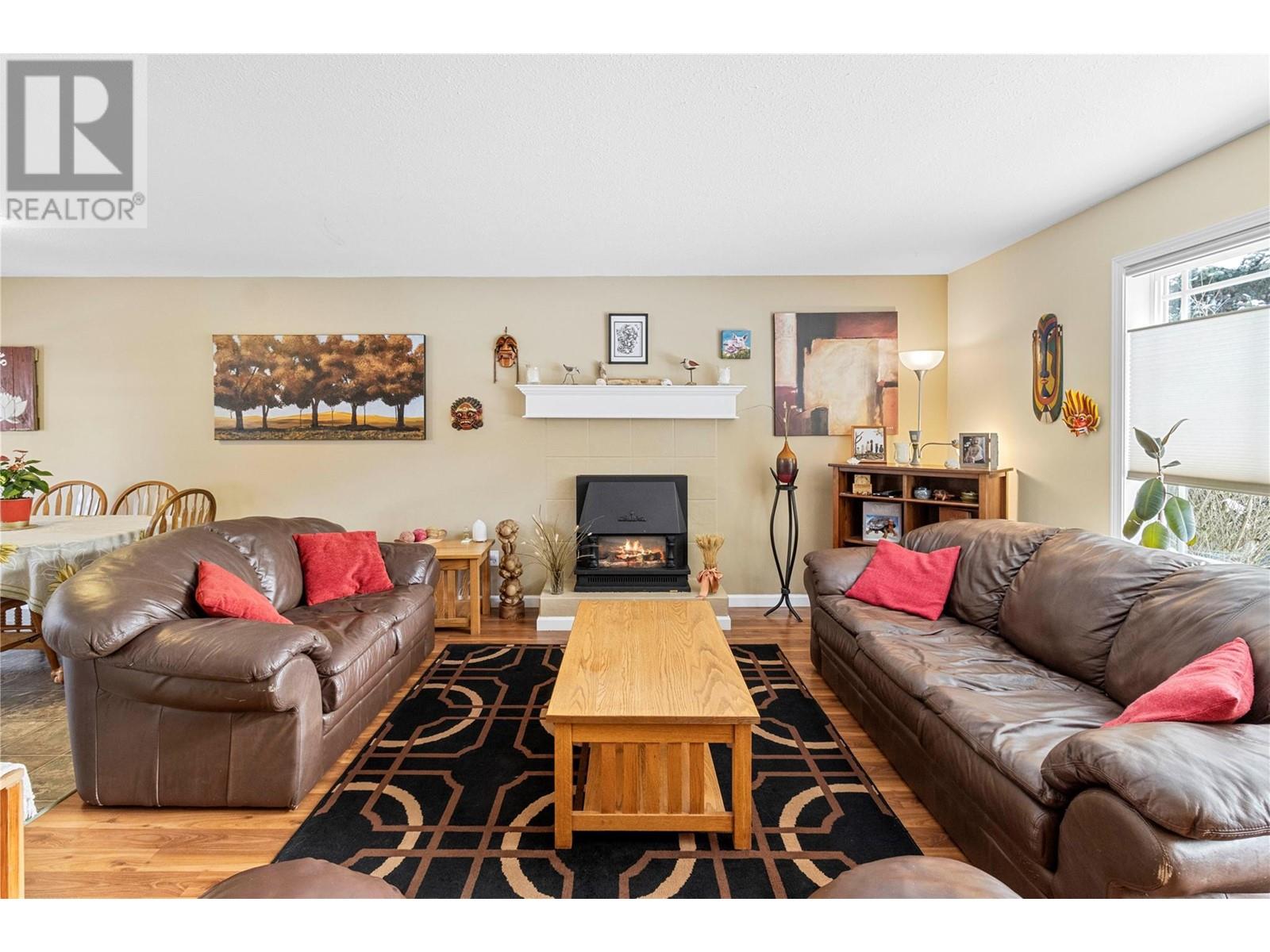  4651 71 Avenue Northeast, Salmon Arm