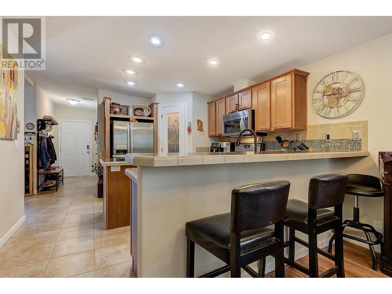 512 2440 Old Okanagan Highway, Westbank