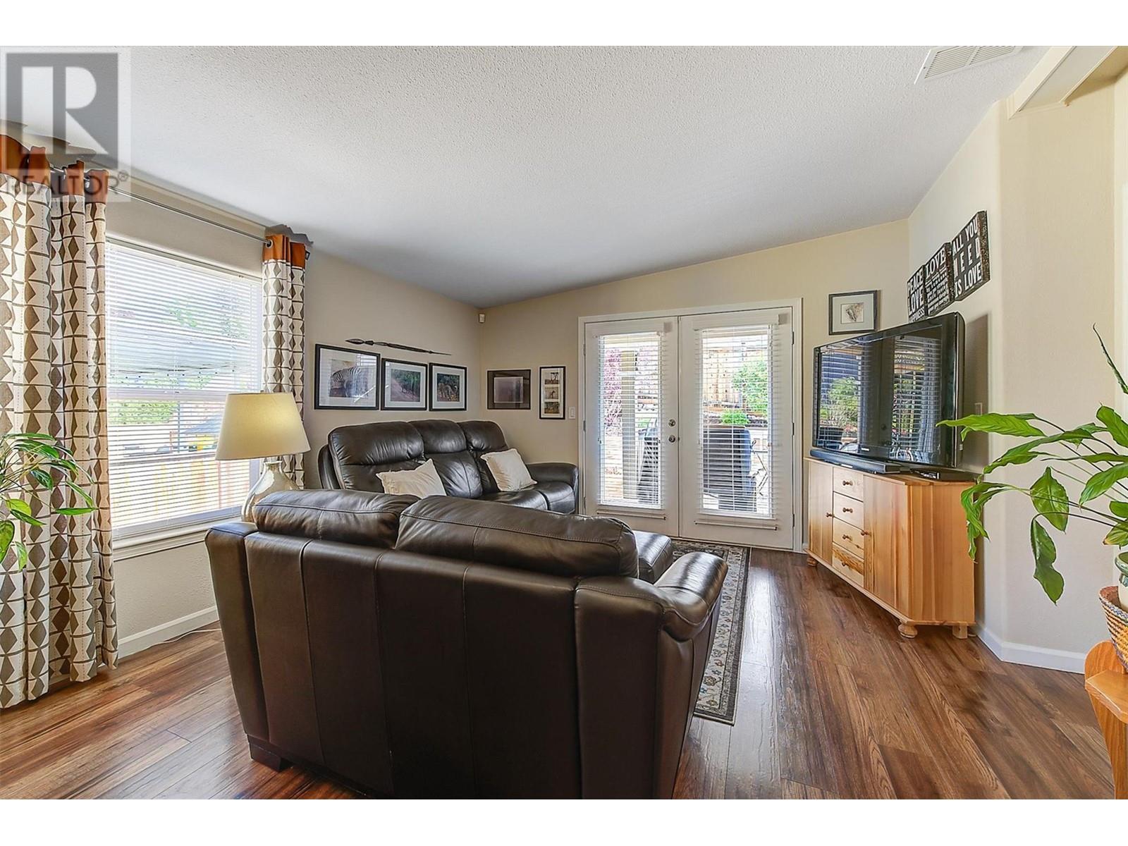 512 2440 Old Okanagan Highway, Westbank
