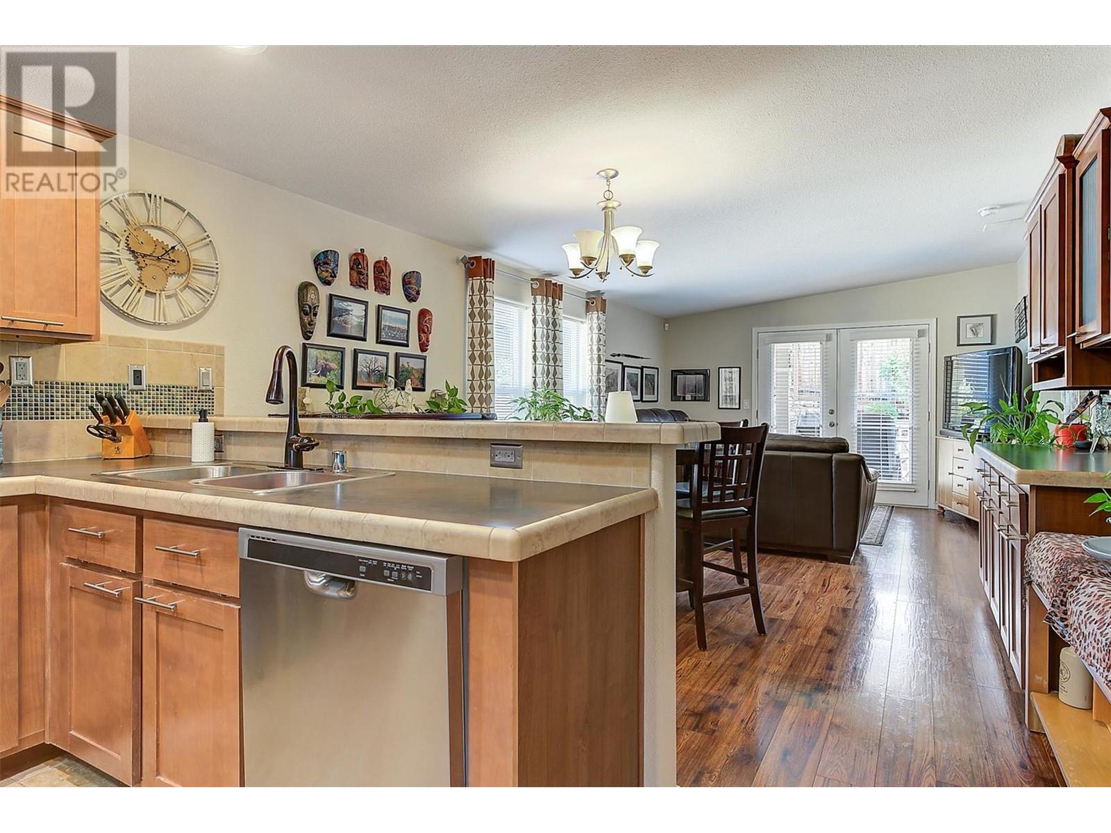 512 2440 Old Okanagan Highway, Westbank