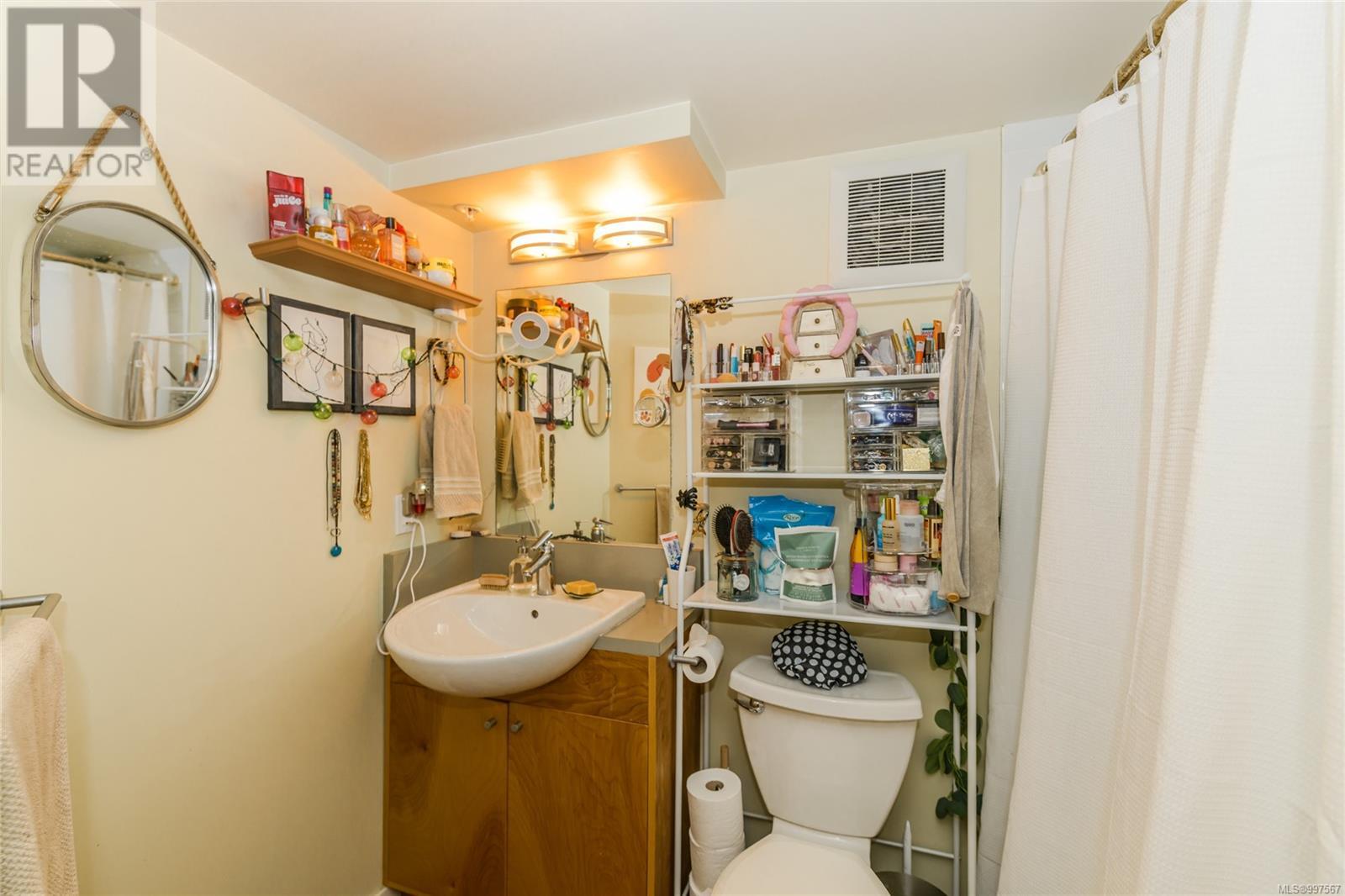 Photo 16 of 212 524 Yates St, Victoria BC