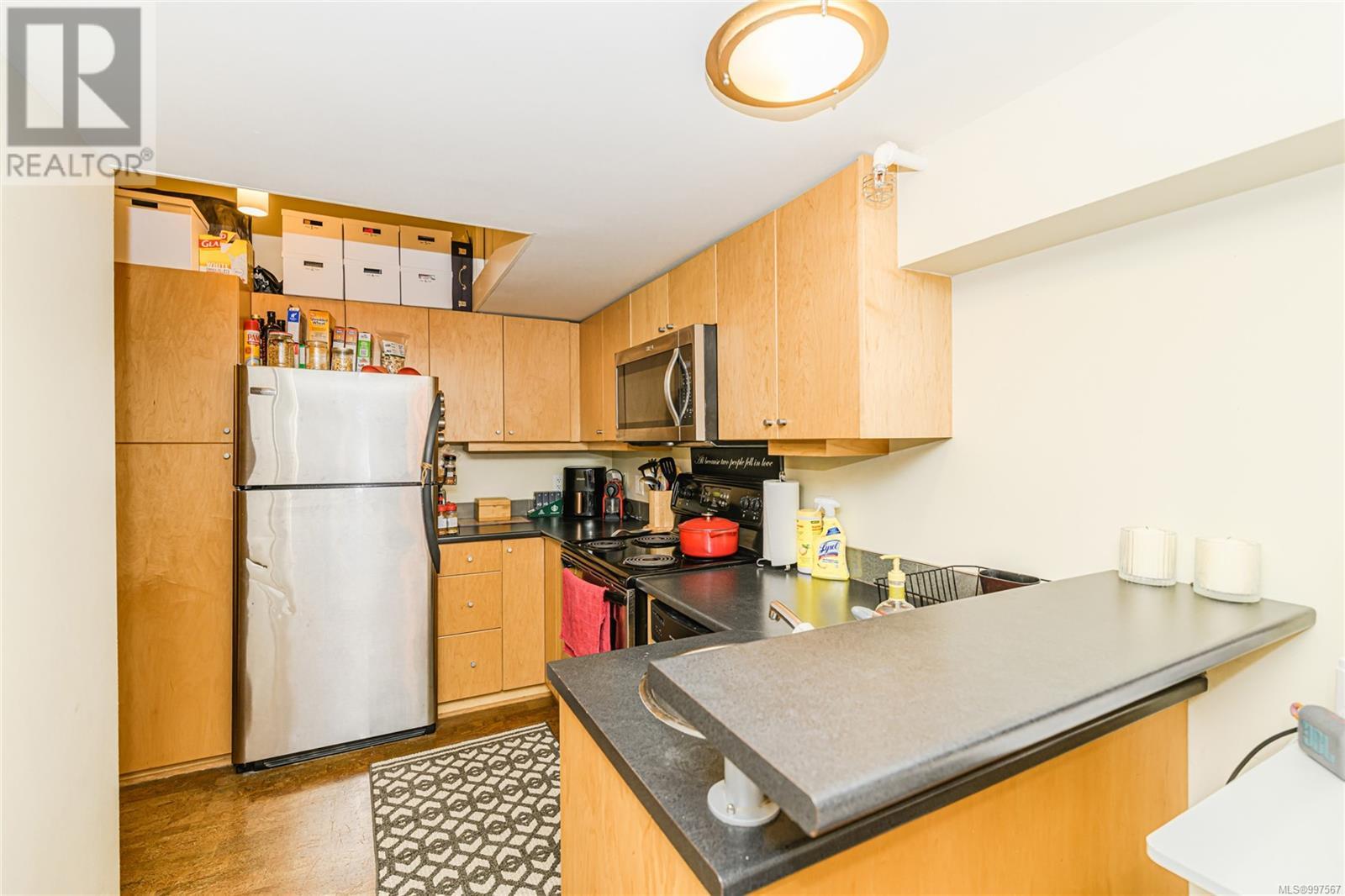 Photo 3 of 212 524 Yates St, Victoria BC
