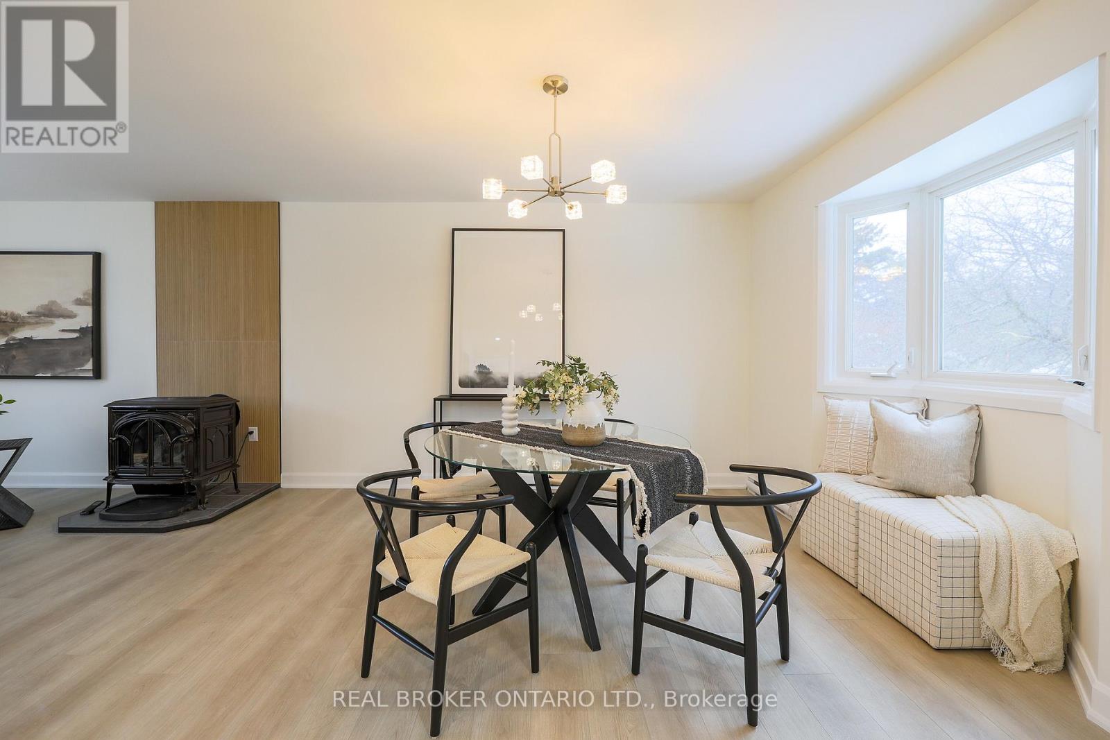 Photo 24 of 412 Main St Street E, Merrickvillewolford ON