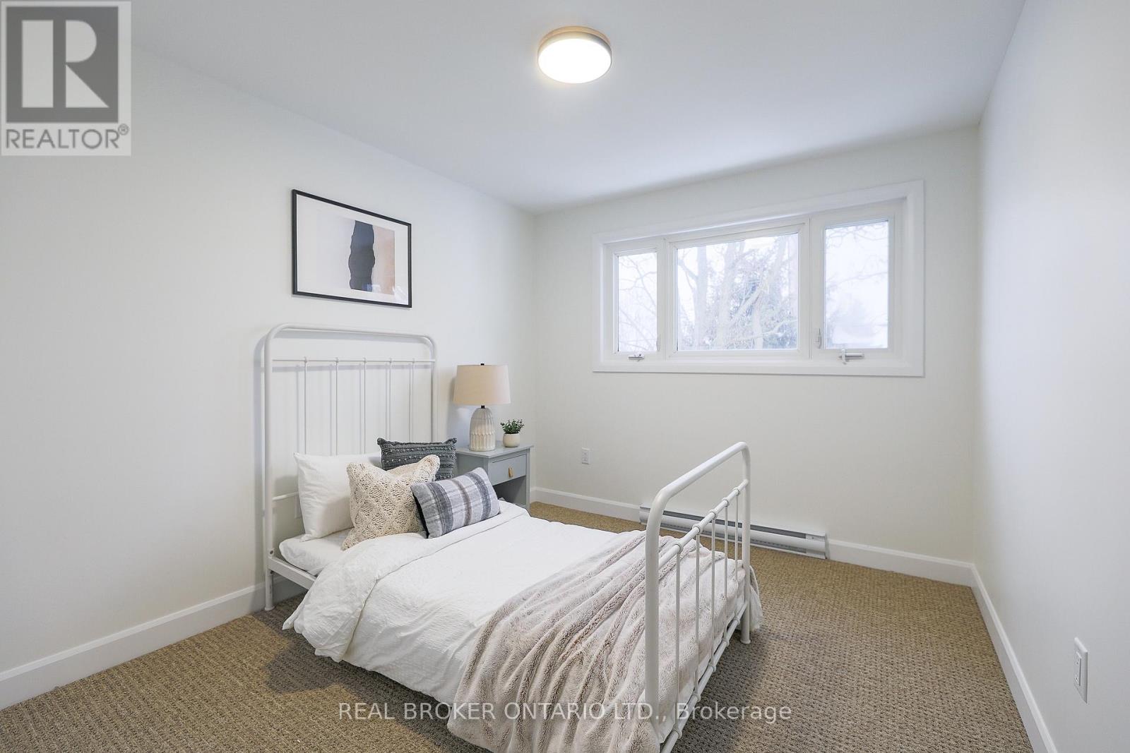 Photo 12 of 412 Main St Street E, Merrickvillewolford ON