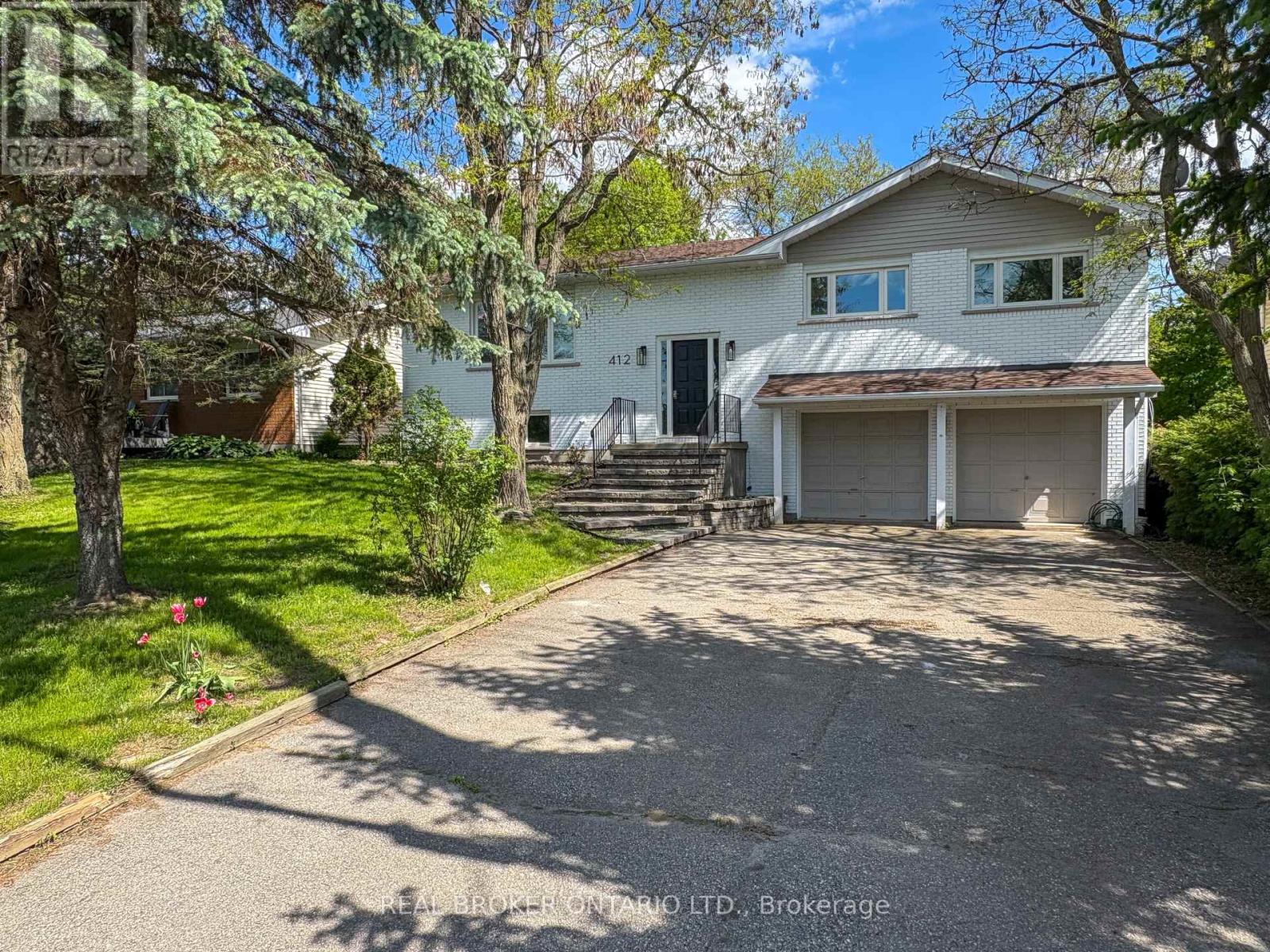 Photo 13 of 412 Main St Street E, Merrickvillewolford ON