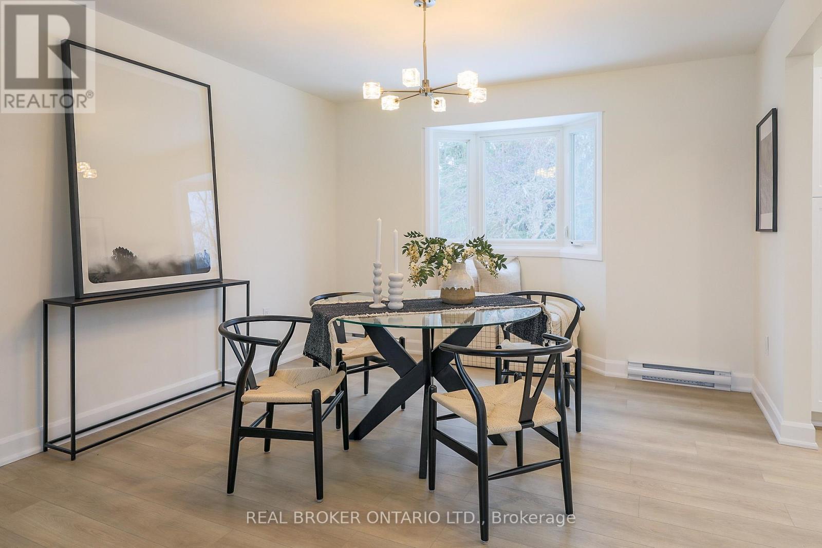 Photo 25 of 412 Main St Street E, Merrickvillewolford ON