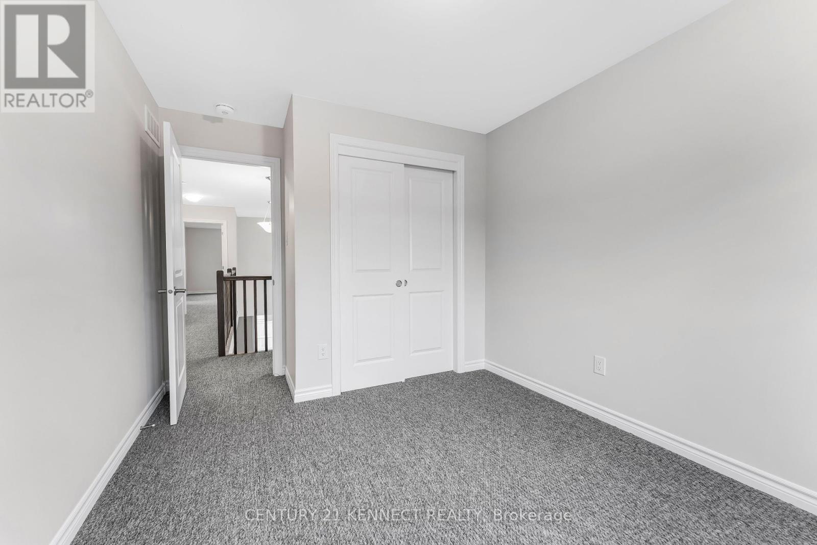 Photo 16 of 324 Ventoux Avenue, Ottawa ON