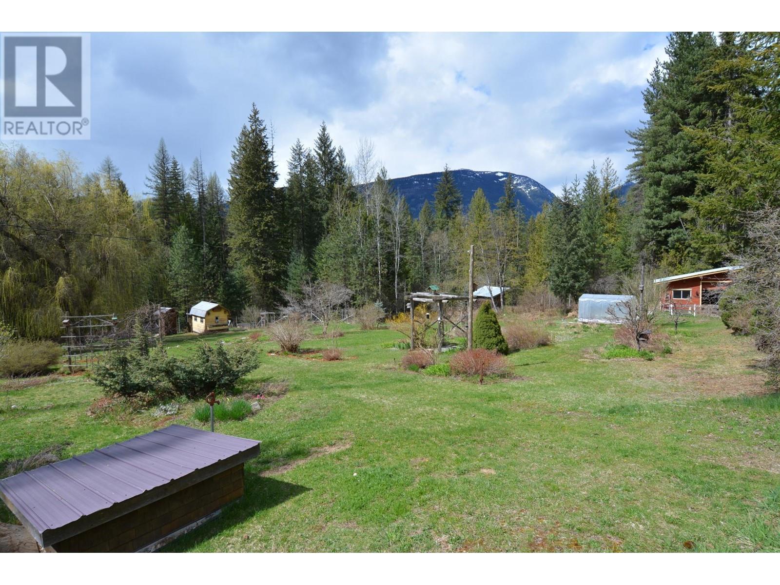 Photo 58 of 8481 6 Highway, Slocan BC
