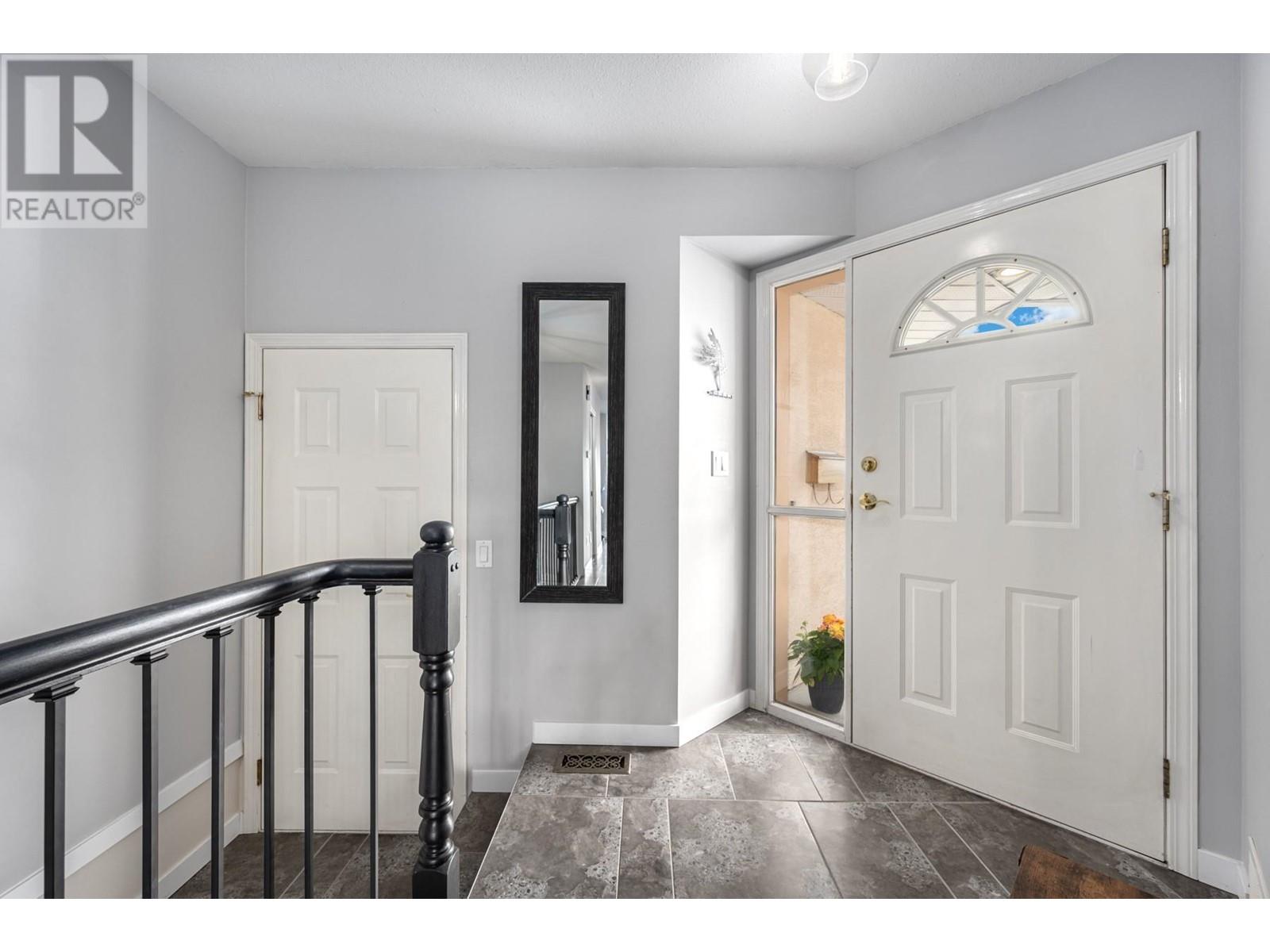#8 1775 MCKINLEY COURT - Image 21