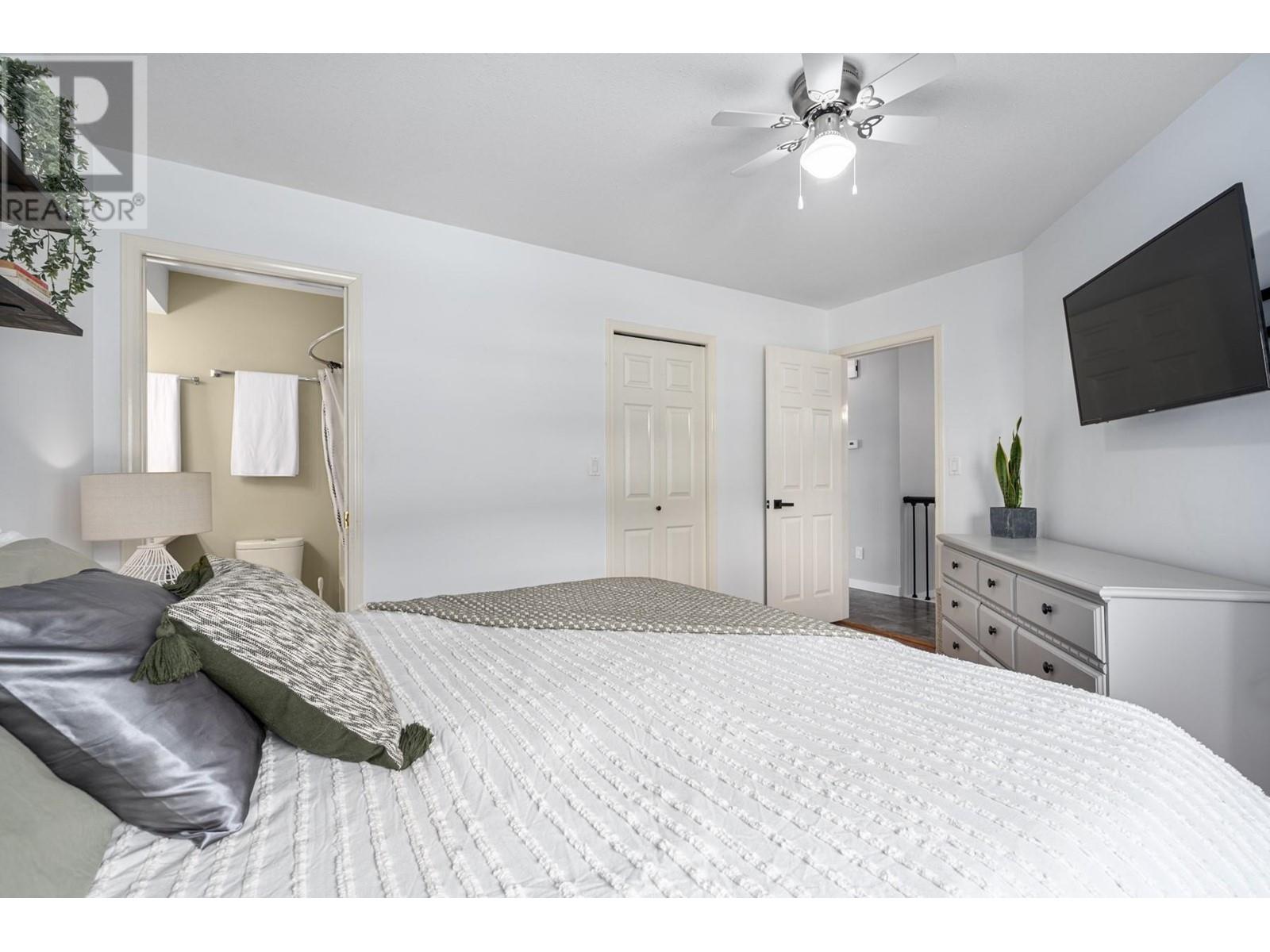 #8 1775 MCKINLEY COURT - Image 15