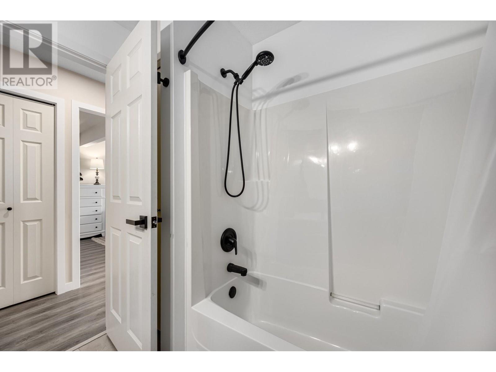 #8 1775 MCKINLEY COURT - Image 28