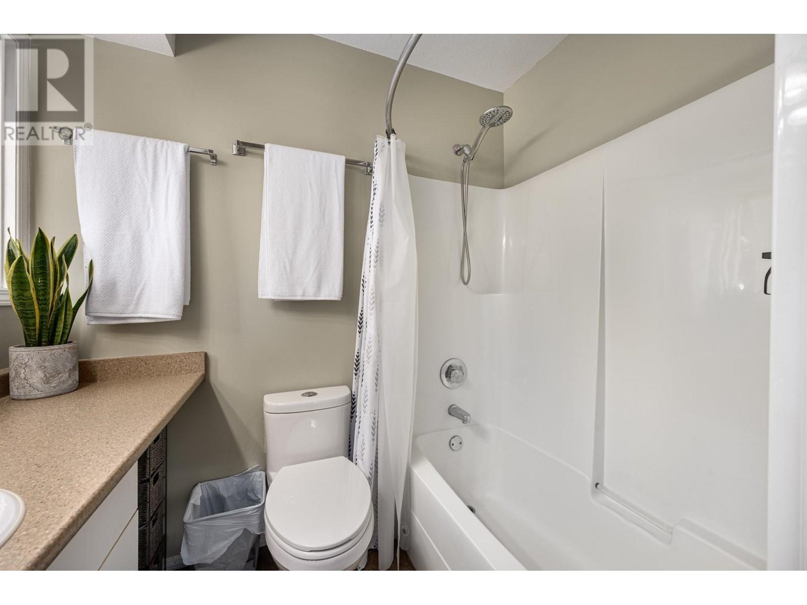#8 1775 MCKINLEY COURT - Image 17