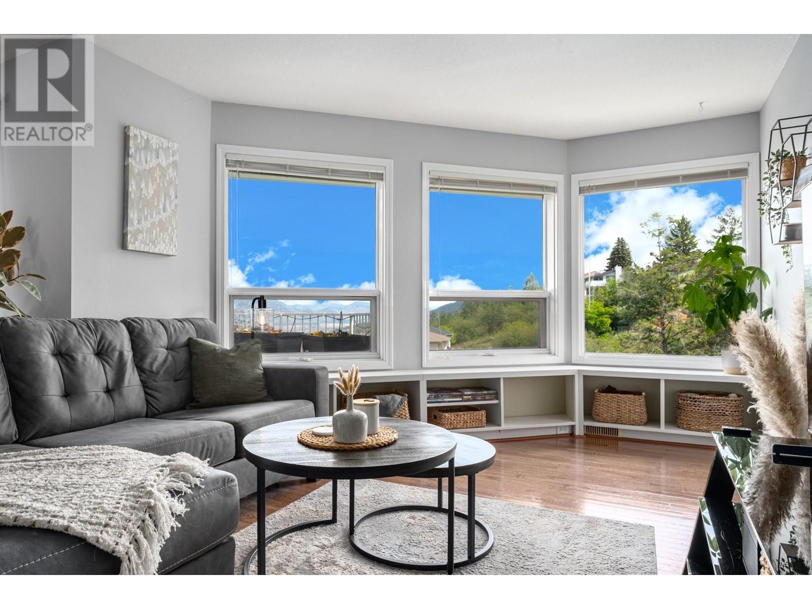 #8 1775 MCKINLEY COURT - Image 3