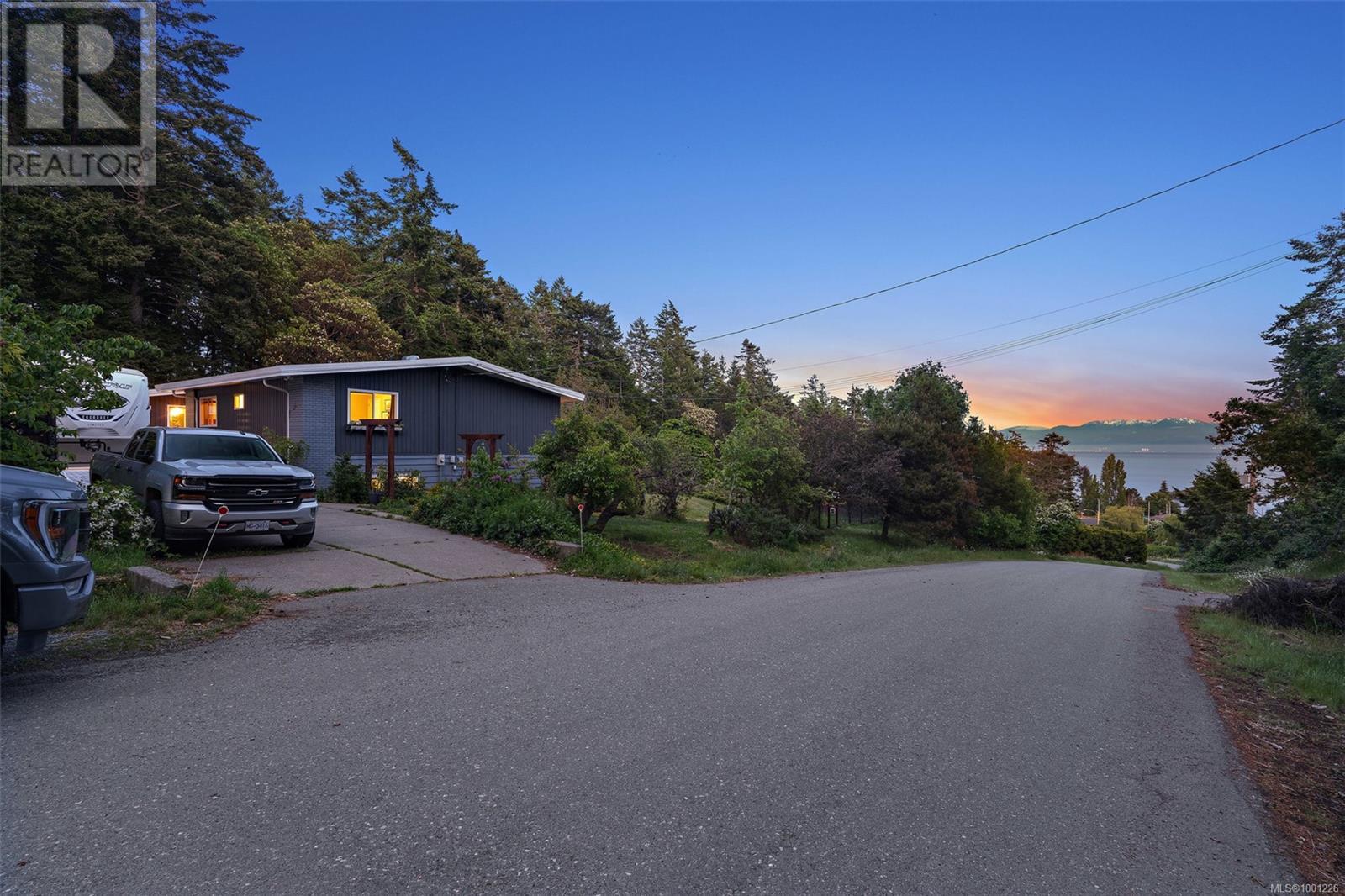 3915 Gilbert Dr, Metchosin