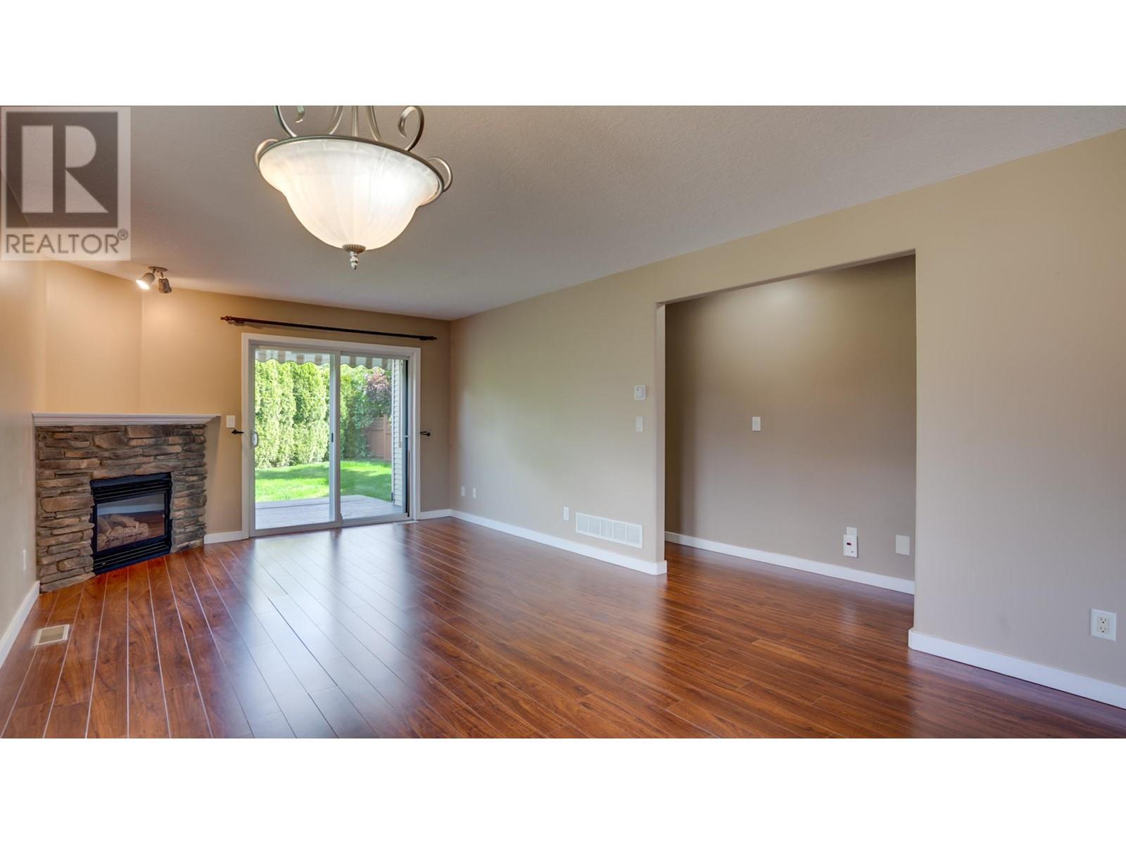 #8 5200 25 AVENUE - Image 13