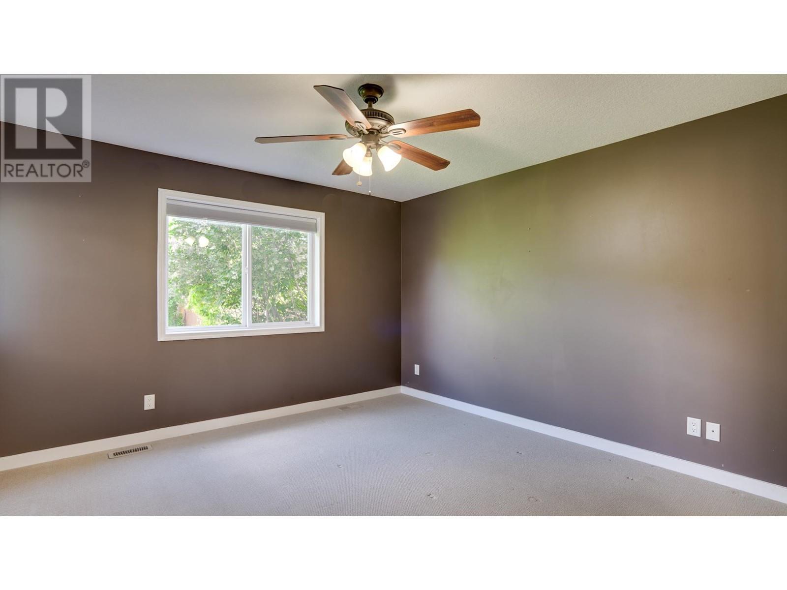 #8 5200 25 AVENUE - Image 17