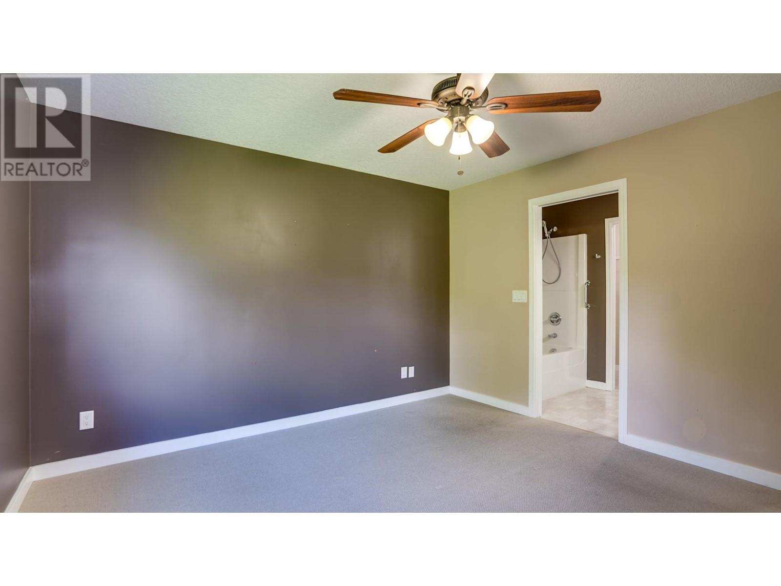 #8 5200 25 AVENUE - Image 18