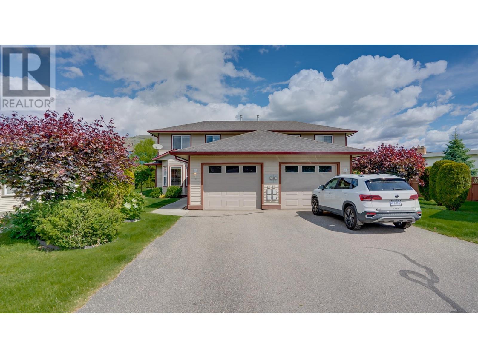 #8 5200 25 AVENUE - Image 2