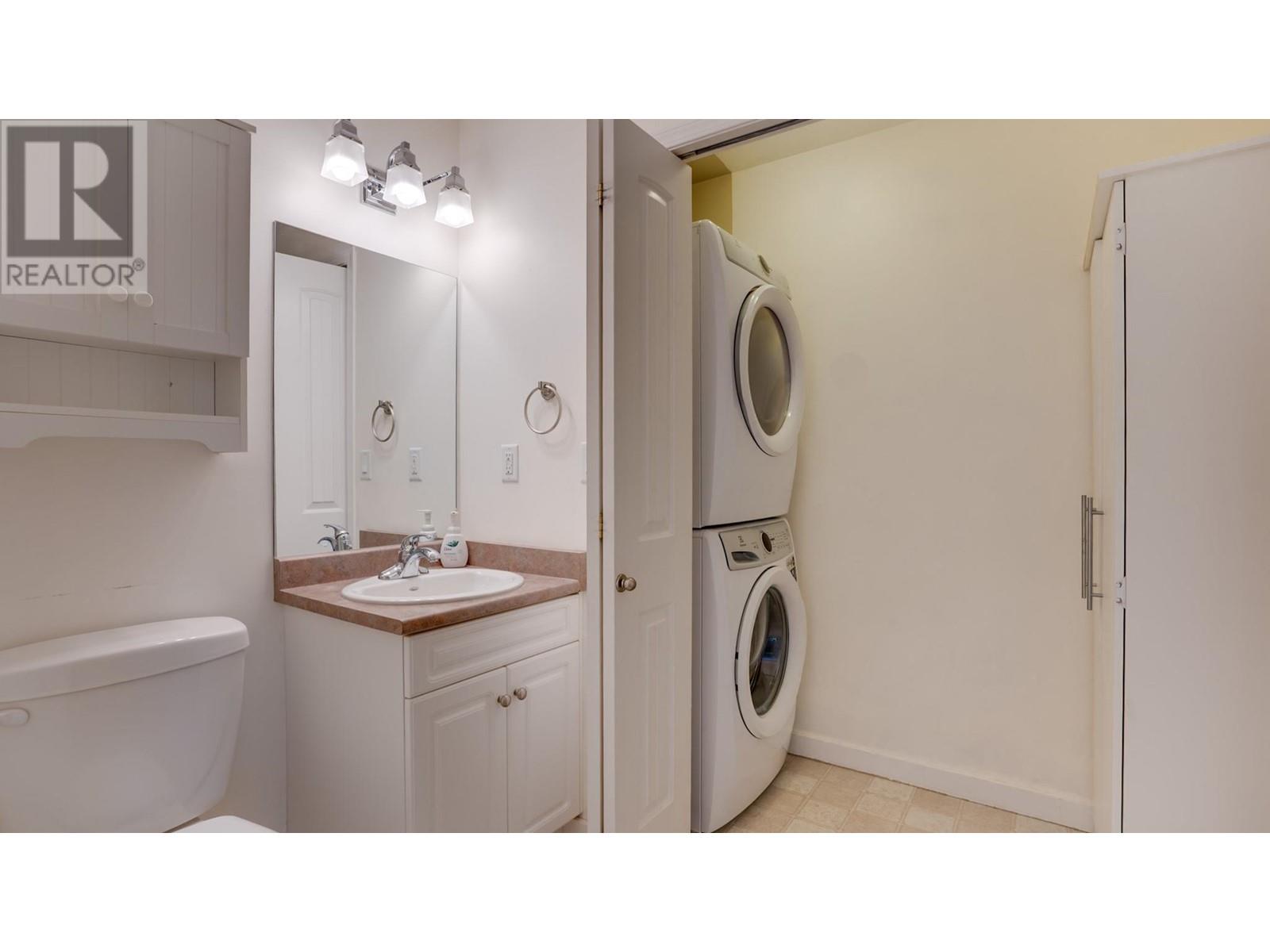 #8 5200 25 AVENUE - Image 23