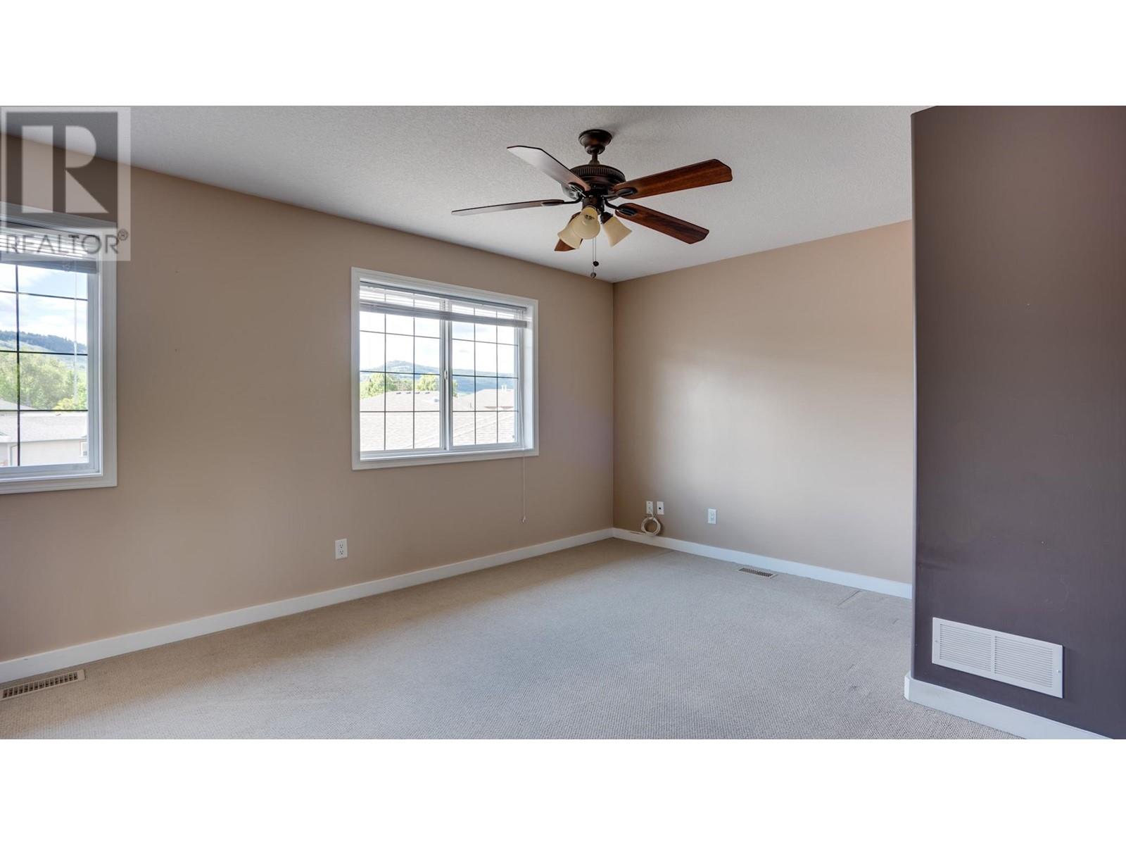 #8 5200 25 AVENUE - Image 28