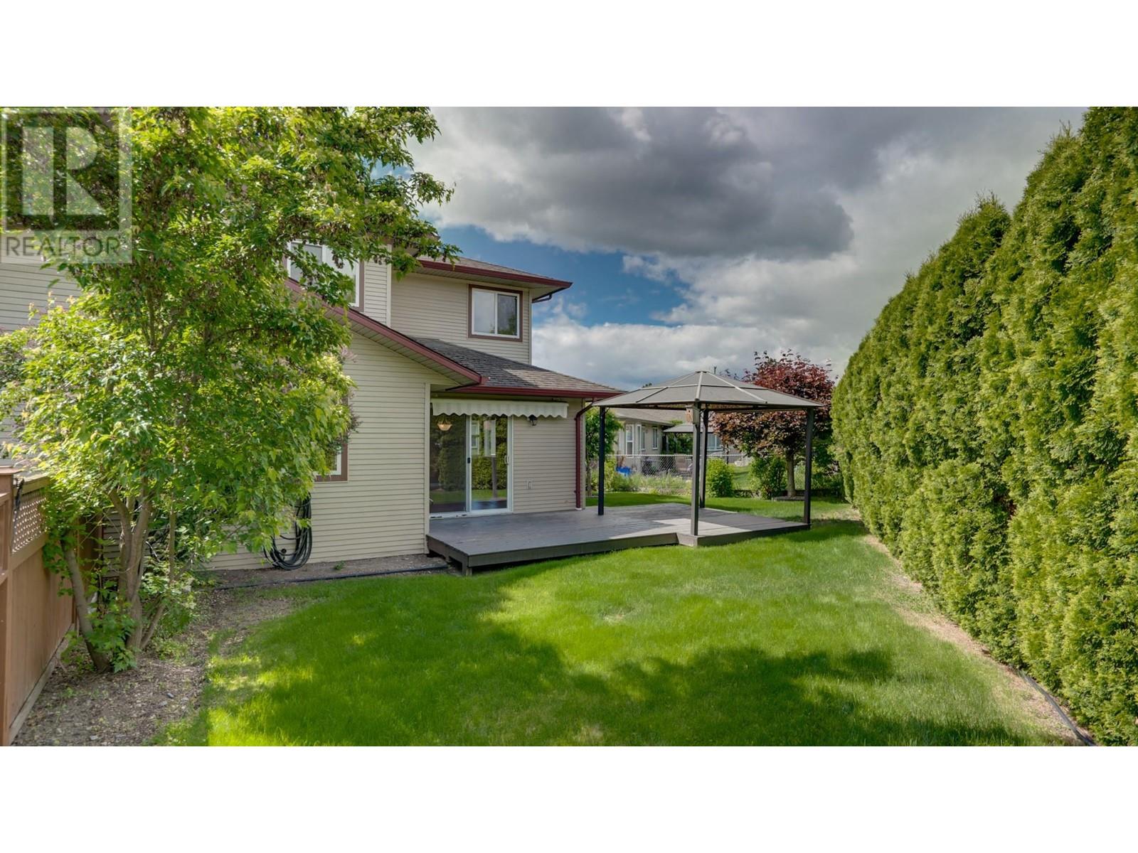 #8 5200 25 AVENUE - Image 32