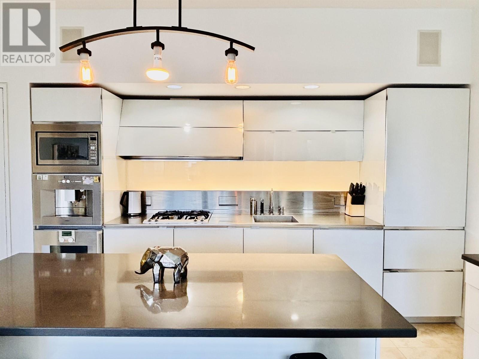 Photo 8 of 2804 838 W Hastings Street, Vancouver BC
