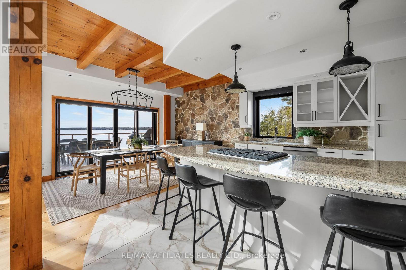 Photo 11 of 122 Red Rock Bay Road, Drummond North Elmsley ON