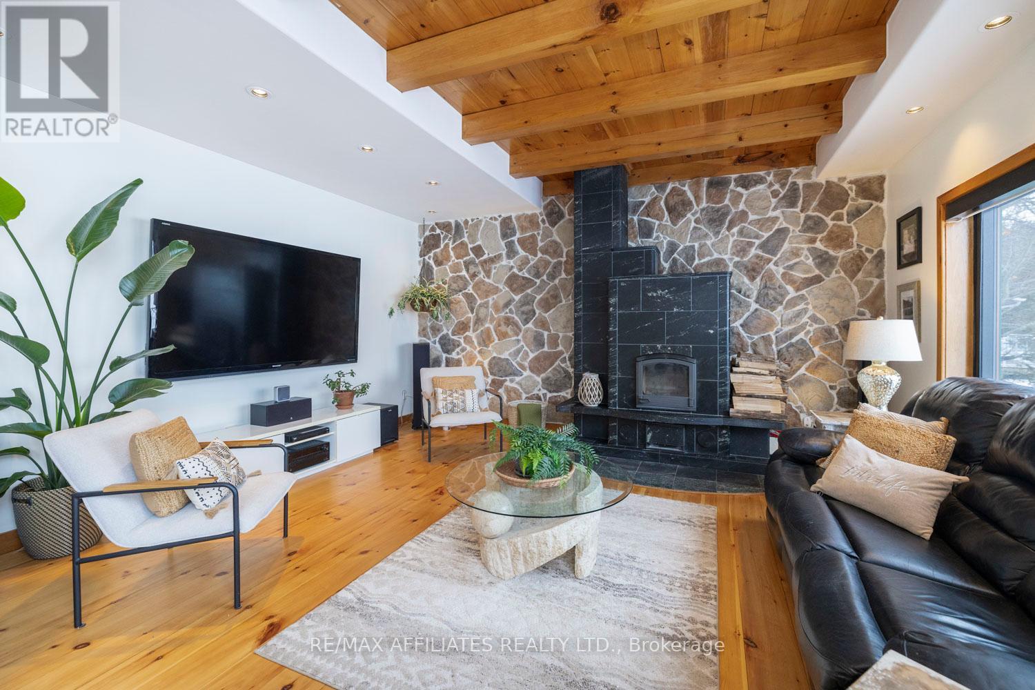 Photo 24 of 122 Red Rock Bay Road, Drummond North Elmsley ON