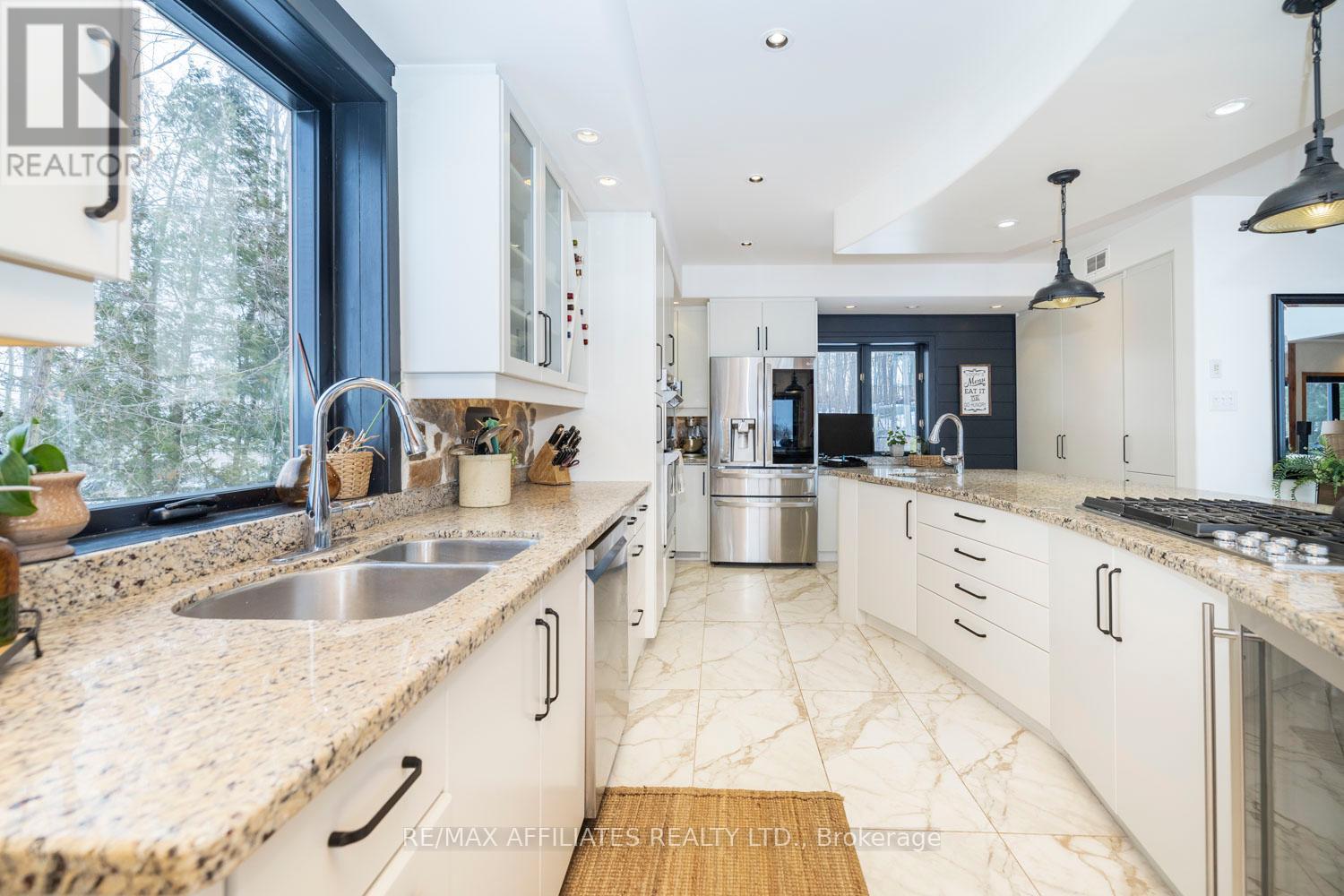 Photo 32 of 122 Red Rock Bay Road, Drummond North Elmsley ON