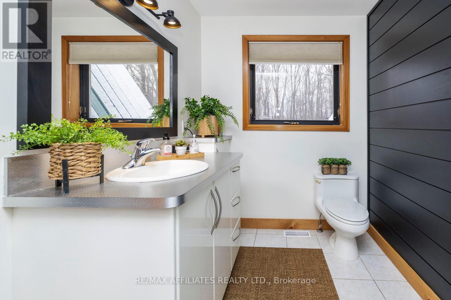 Photo 31 of 122 Red Rock Bay Road, Drummond North Elmsley ON