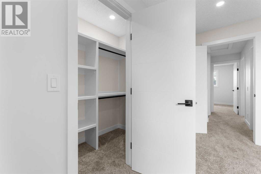 Single Family House for Sale in  Erin Ridge Road SE Erin Woods Calgary 
