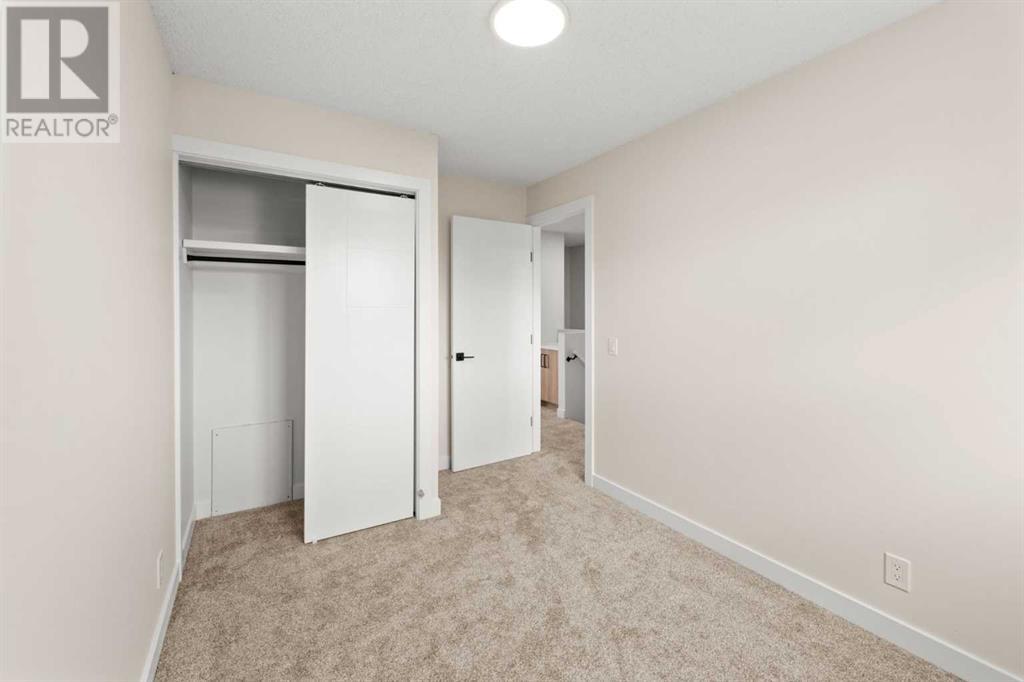 Single Family House for Sale in  Erin Ridge Road SE Erin Woods Calgary 