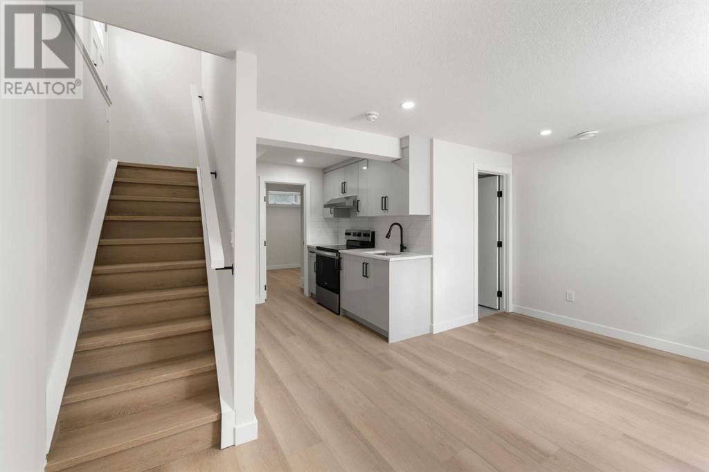 Single Family House for Sale in  Erin Ridge Road SE Erin Woods Calgary 