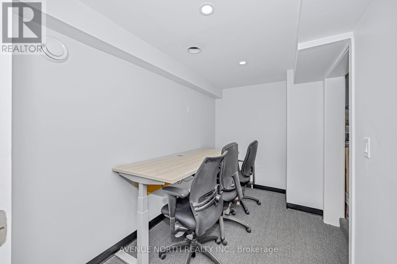 Photo 20 of 85 Holland Avenue N, Ottawa ON