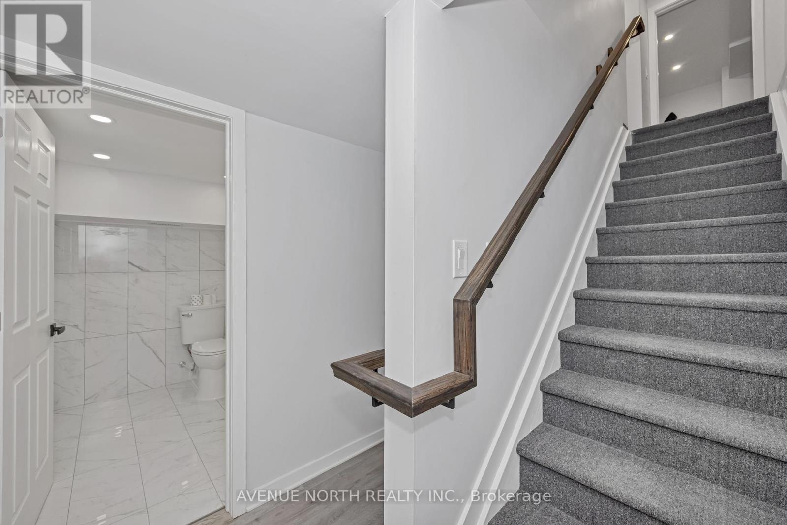 Photo 23 of 85 Holland Avenue N, Ottawa ON