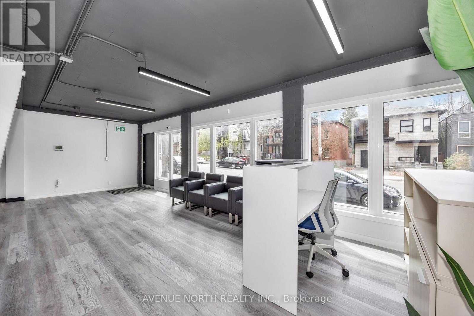 Photo 7 of 85 Holland Avenue N, Ottawa ON