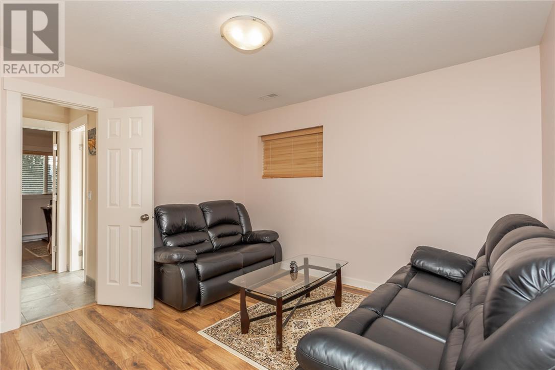 886 Stevenson Road - 21