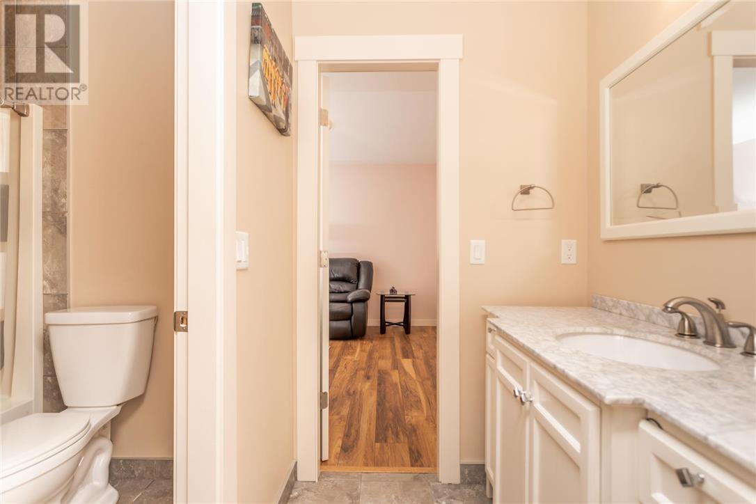  886 Stevenson Road, West Kelowna