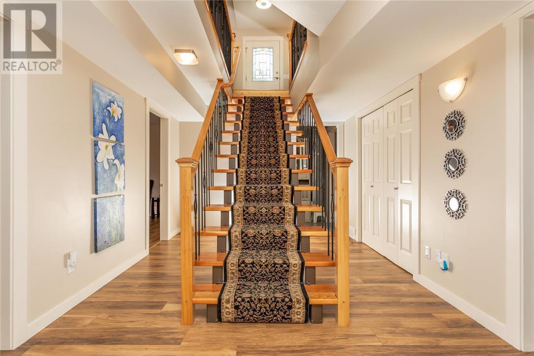 886 Stevenson Road - 6