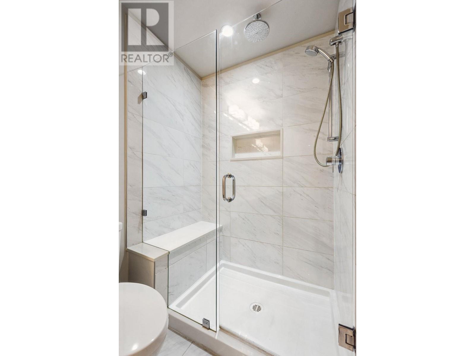 111 255 W 1ST STREET, North Vancouver real estate listing R3007947