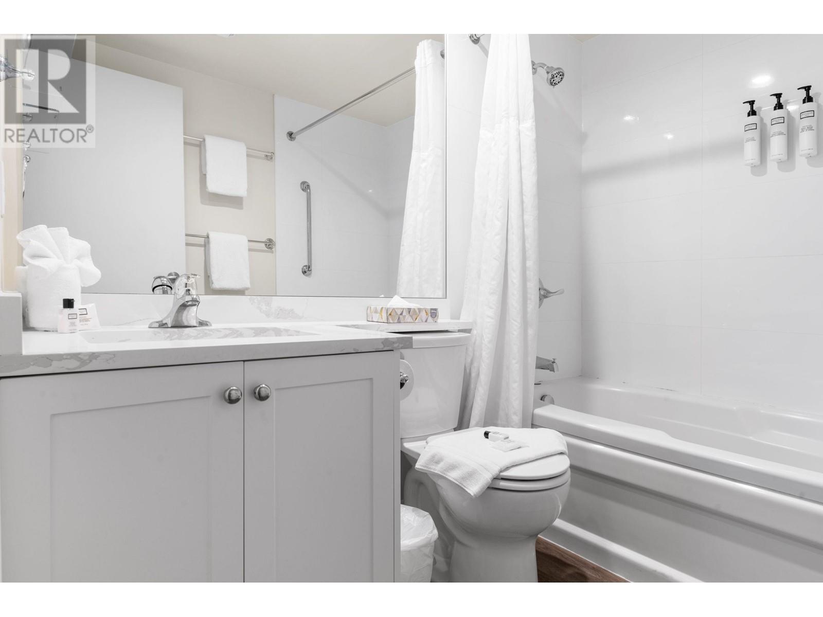 204 WEEK 6-4338 MAIN STREET, Whistler