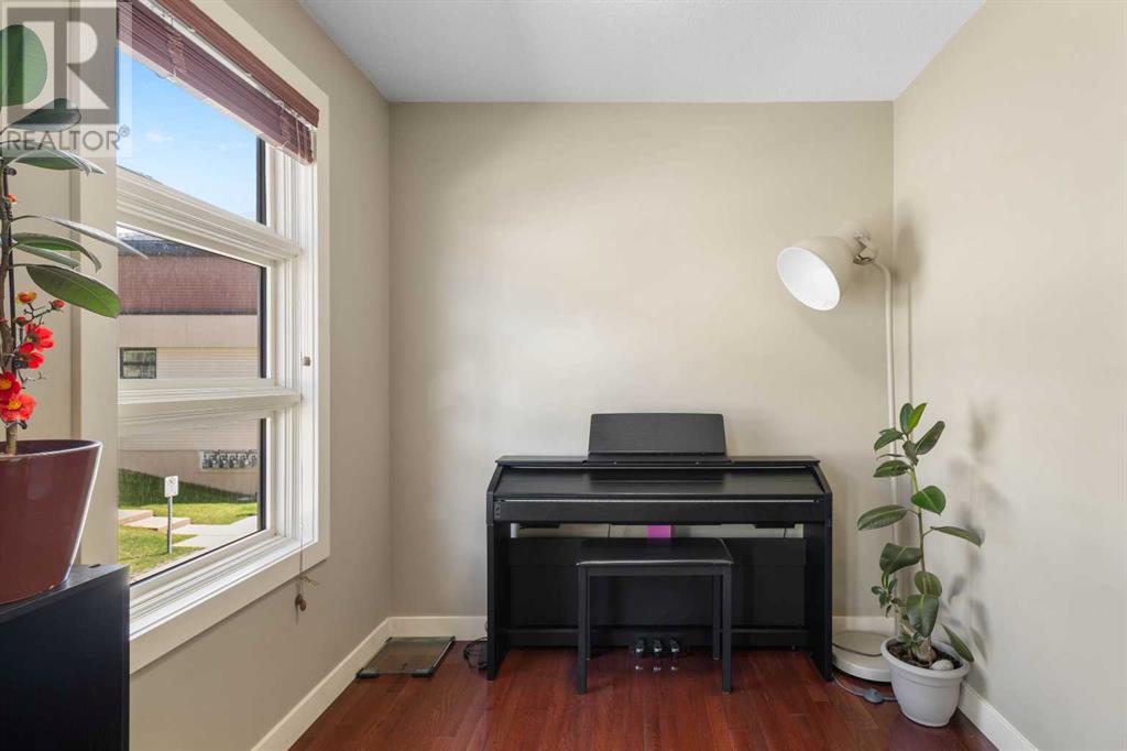 Single Family House for Sale in  Aspen Hills Villas SW Aspen Woods Calgary 