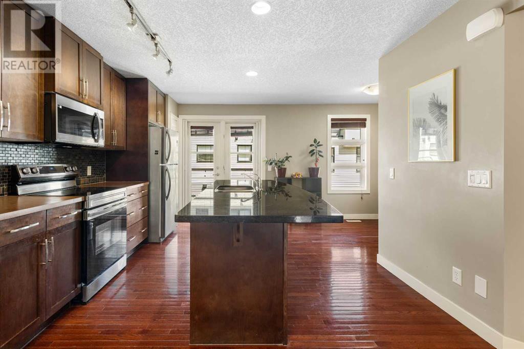 111 Aspen Hills Villas SW, Calgary, Alberta