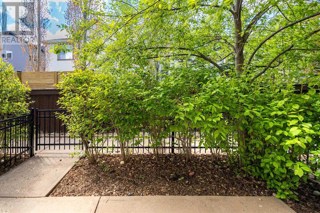 Single Family House for Sale in  Aspen Hills Villas SW Aspen Woods Calgary 